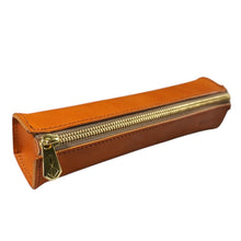 画像をギャラリービューアに読み込む, 【M-鉛筆サイズ210mm_12本】 STRUO ペンケース 革 大容量 筆箱  栃木レザー 箱型 トレー式 おしゃれ 名入れ 入学祝い たくさん入る 高級感 日本製 レザー ビジネス メンズ レディース 中学生 高校生 受験 入試 大学生 ギフト 自立 シンプル 学生 手作り タンニン鞣し ドログラペンケース 建築 設計 美術 えんぴつ デッサン 鉛筆ケース