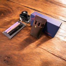 画像をギャラリービューアに読み込む, 【Kaweco_SM_ショートサイズ_13mm_3本蓋無し】STRUO | 万年筆 ペンケース 革 3本 カヴェコ スポーツ用 3本差し 仕切り 一本ずつ 蓋なし イタリアンレザー AMAZONIA 小型 コンパクト ポケットペンケース 胸ポケット ミニサイズ 文房具 ギフト