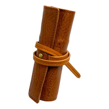 画像をギャラリービューアに読み込む, 【高さ160mm_4本】STRUO | 万年筆 ペンケース 4本 ロールペンケース ショートサイズ 4本差し ショート軸 万年筆 短軸用 ペンケース 革 ブランド 栃木レザー 仕切り 1本ずつ 高級 コンパクト 巻物 モンブラン モーツァルト ペリカン m400 m200 ファーバーカステル ギロシェ エモーション パイロット エリート セーラー プロフェッショナルギア スリム